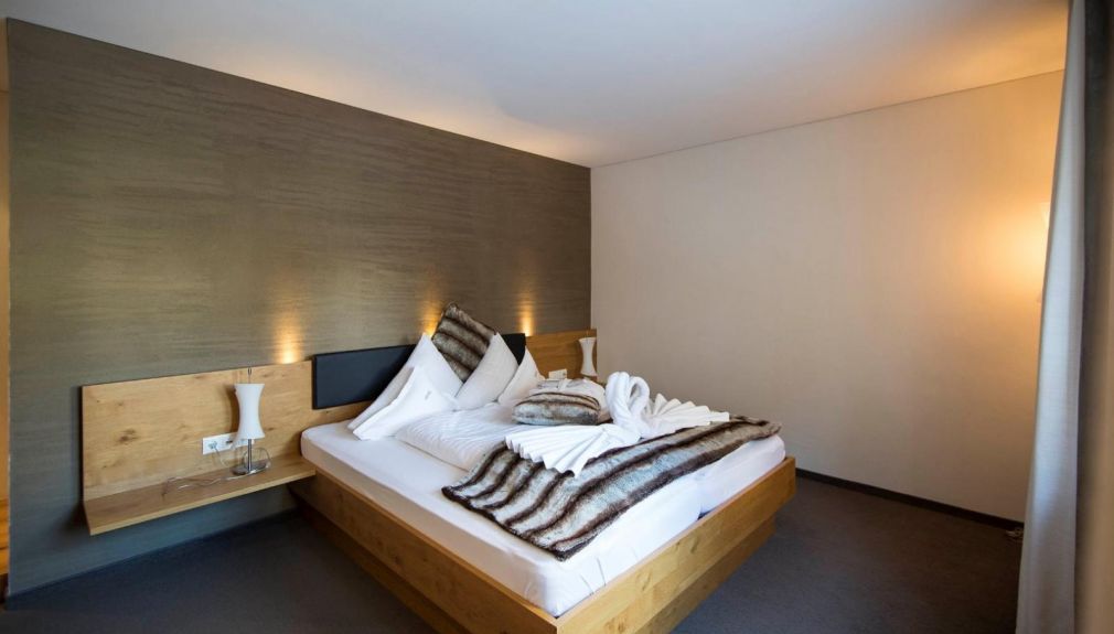 Sportclub Silvretta Montafon - Junior Suite skireisen, österreich, busreisen, günstig, montafon, gaschurn, snowboardreisen, familie, berlin,