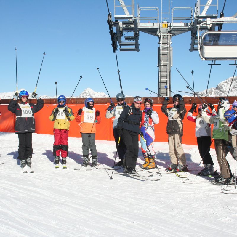 Familienreisen Ski Snowboard Skikurse Kinderbetreuung Winter